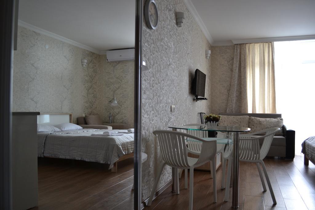 Orbi Towers Rooms Batumi Exterior photo
