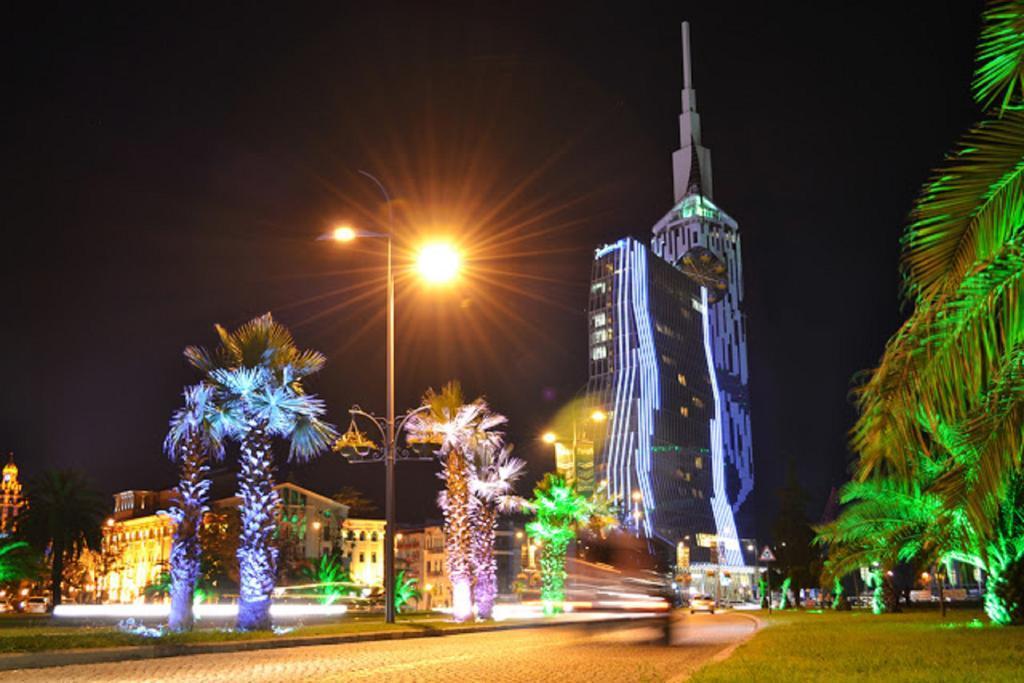 Orbi Towers Rooms Batumi Exterior photo