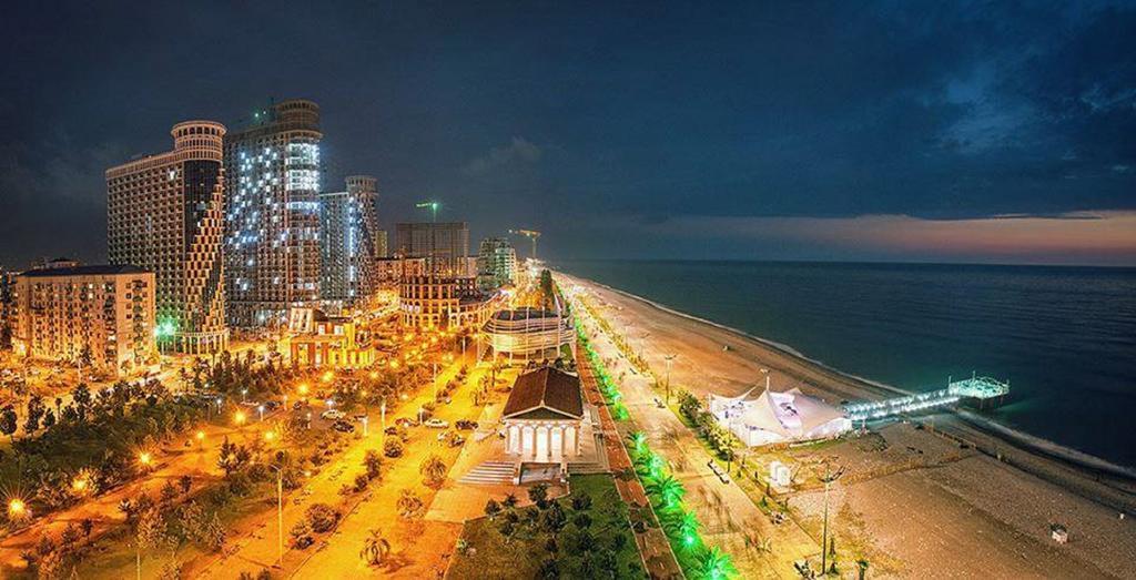 Orbi Towers Rooms Batumi Exterior photo